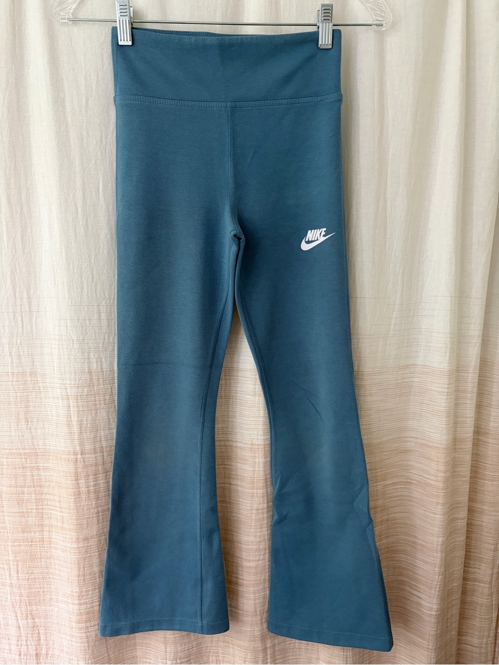 Nike Girls' Flared Leggings